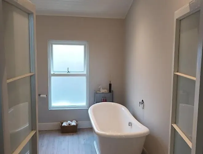 Guest house Eglinton Road - Entire House Bray